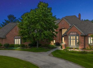 49533 Pine Ridge Dr, Plymouth, MI 48170