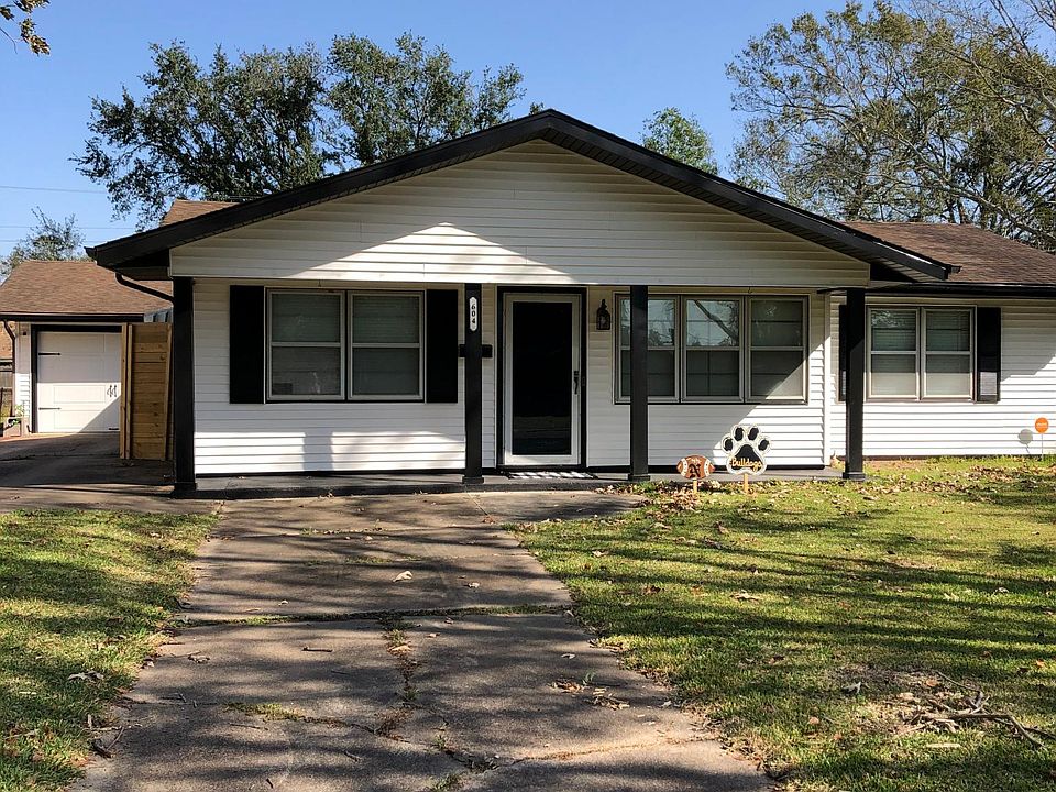 1st image of 604 N 28th St