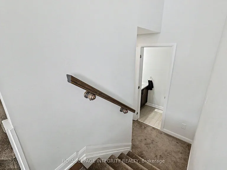 906 Lixnaw Ct — Photo 22