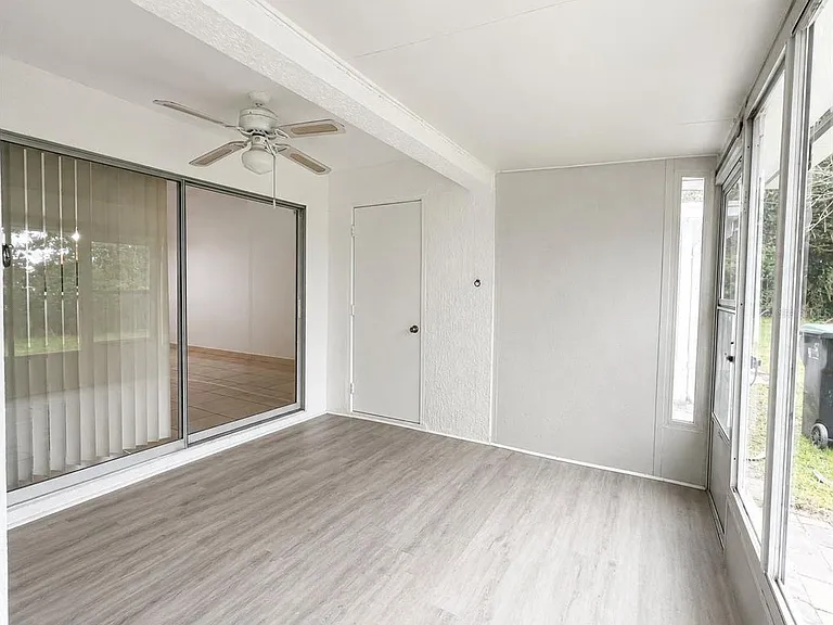 14426 Island Cove Dr — Photo 24