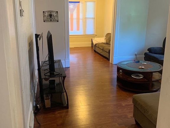 4th image of 2844 N Palmer St