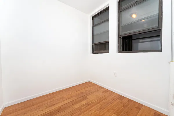 Rented by Julianna Realty Corp | media 6