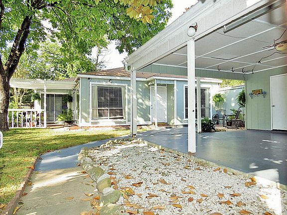 4th image of 10922 Birdhill Cir