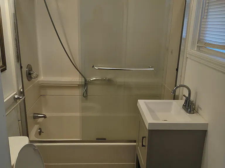 66 Baldwin St #2 — Photo 7