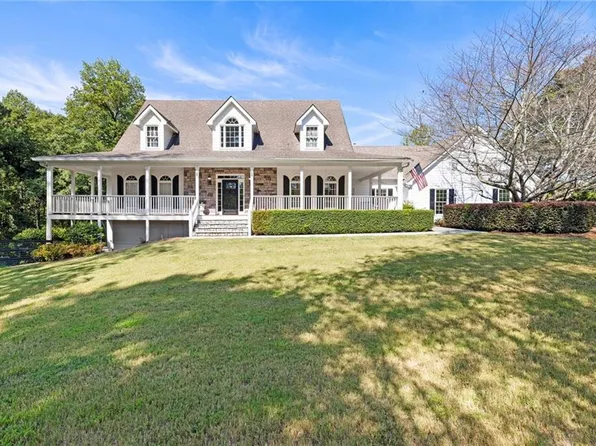 3608 Sunflower Dr, Buford, GA 30519