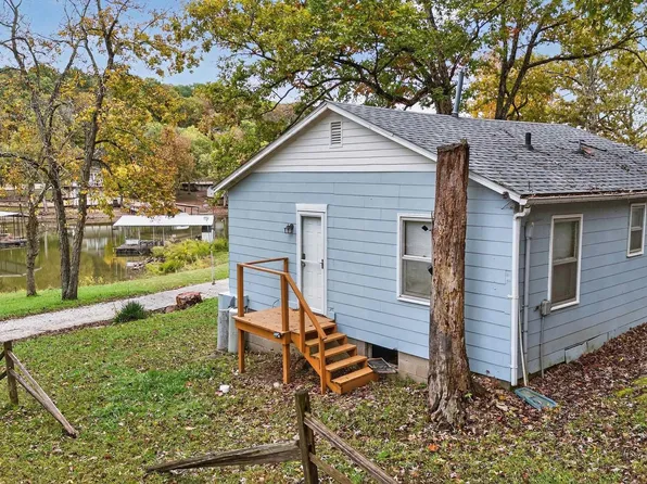 28329 W Cove Dr, Lincoln, MO 65338