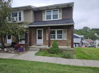 491 Cedarcrest Dr, Duncansville, PA 16635