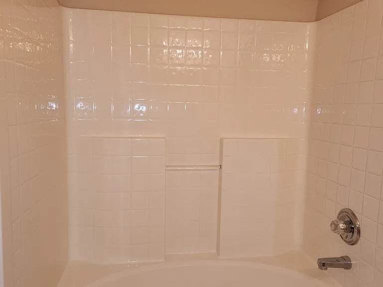 6051 Grovegate Ln — Photo 2