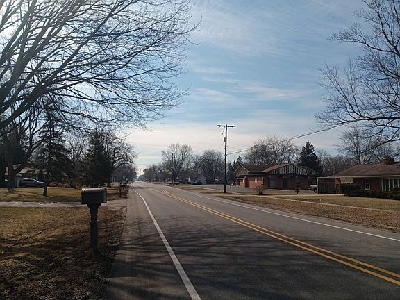 4th image of 2592 Hemmeter Rd