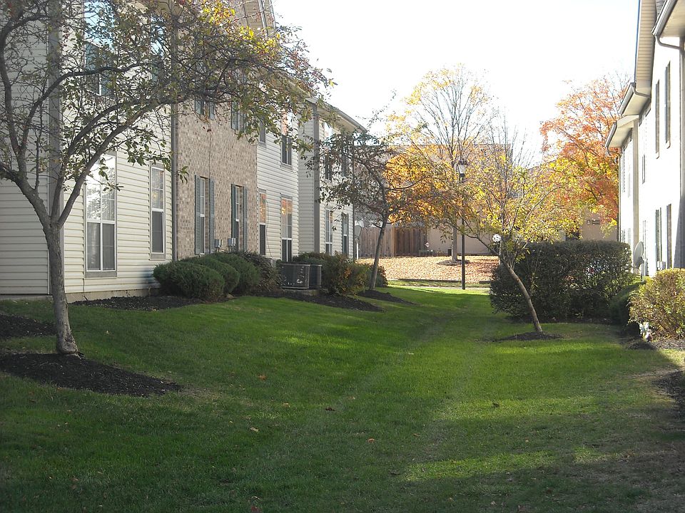 1st image of 4641 Barrington Club Dr