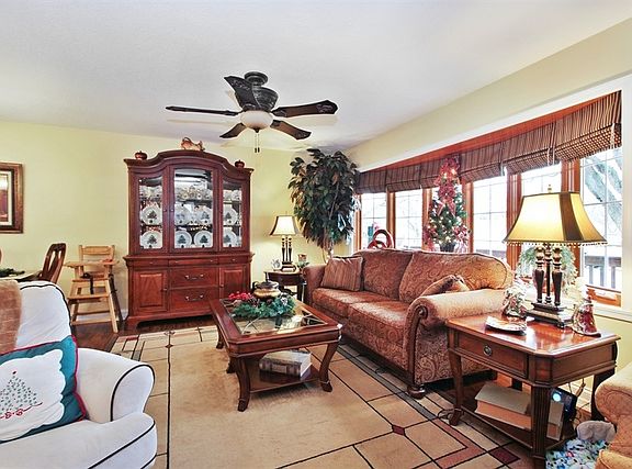 2nd image of 68 Briarcliff Ln