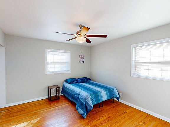 4th image of 1369 Colony East Ct #12820019
