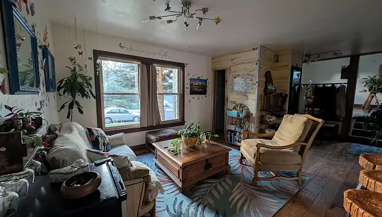 Sitting area on main level
