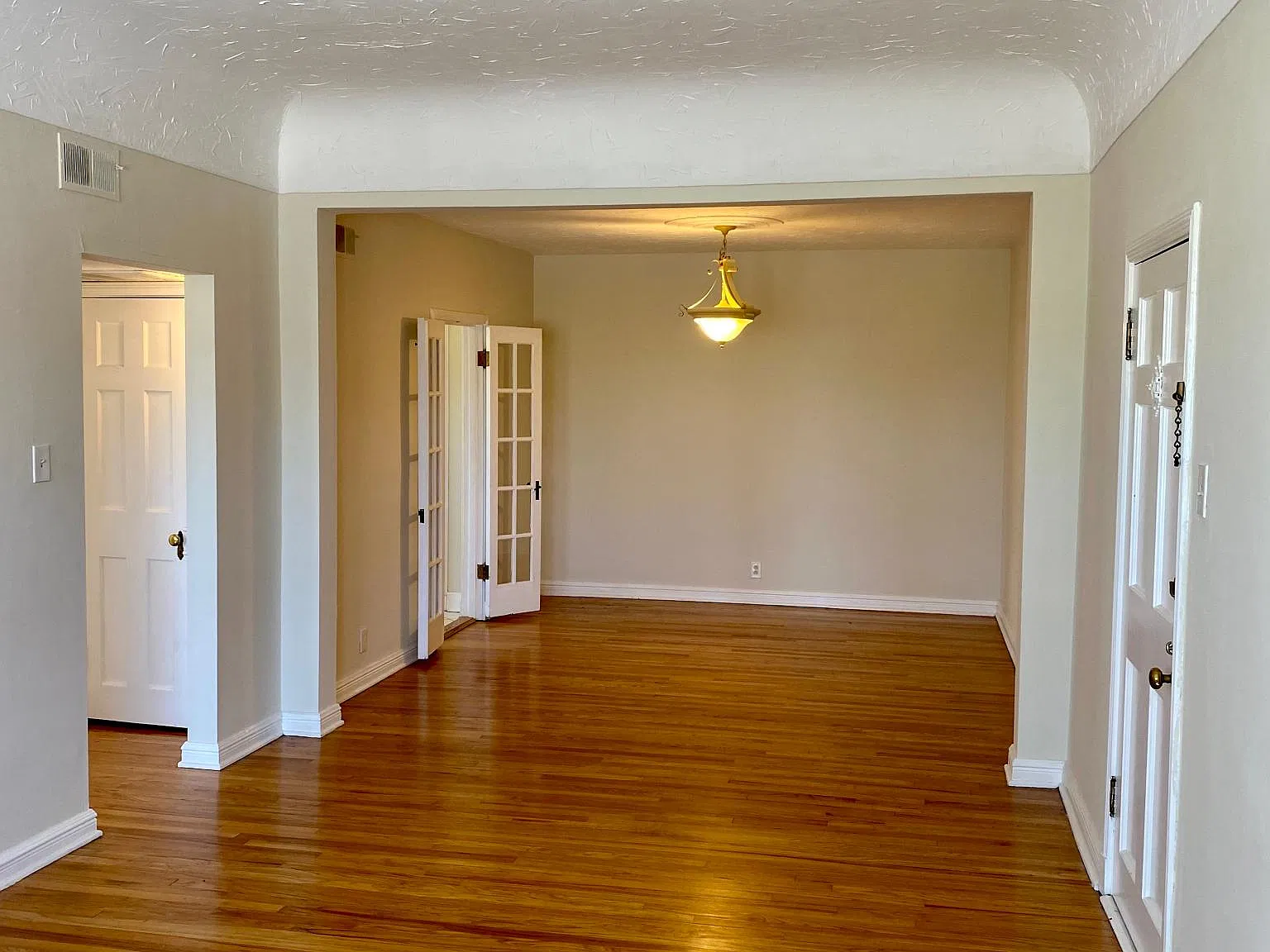 1 bed, $1,395 — Photo 3