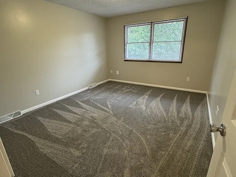 5663 Frank Ave NW — Photo 27