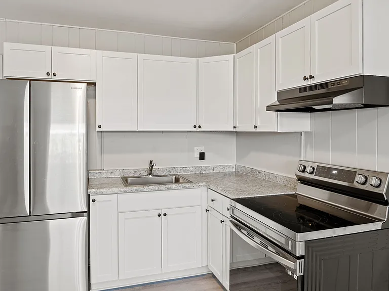 Union Pointe — Photo 26