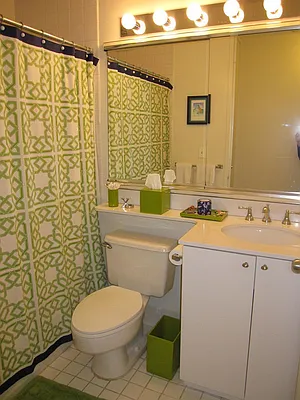 Rented by Newell and Assoc. | media 14