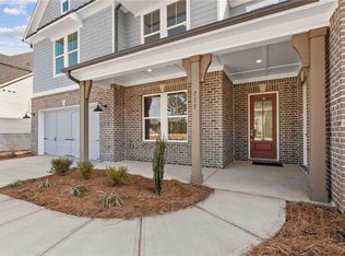 715 Crest Line Trl, Powder Springs, GA 30127