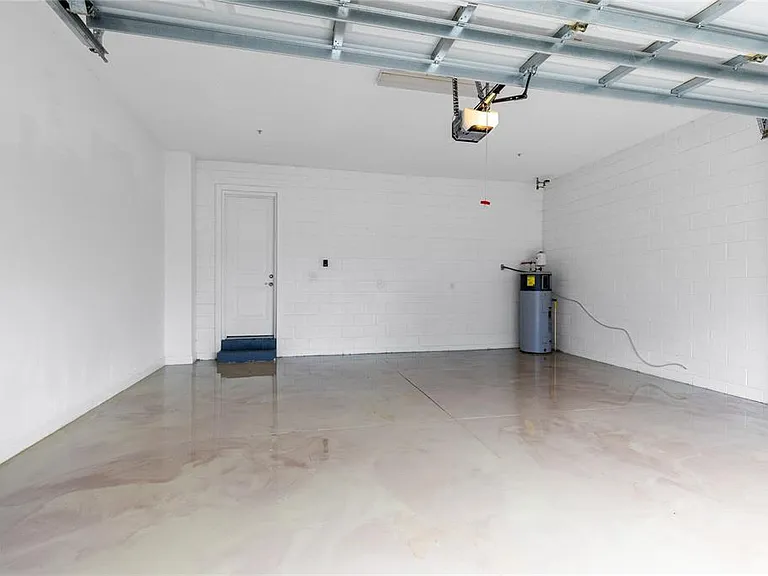 13775 Benavente Ave — Photo 21