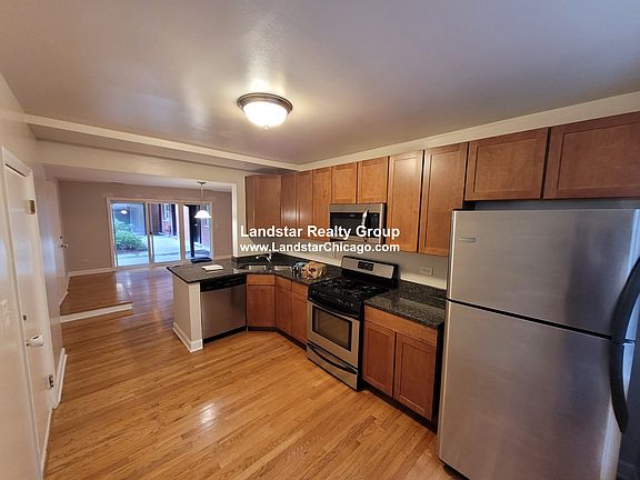 5th image of 6437 N Damen Ave APT 1E