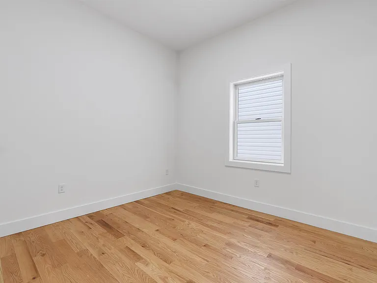 94 Van Horne St #2 — Photo 18