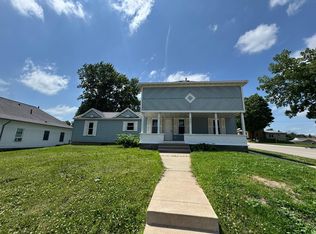 400 S Main St, Pine Island, MN 55963