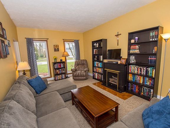 2nd image of 52655 Westgate Dr