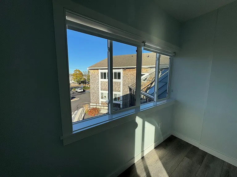 310 BARNSTABLE ROAD RESIDENCES LLC — Photo 31