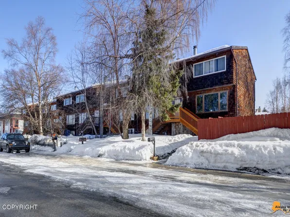 3035 Telequana Dr, Anchorage, AK 99517