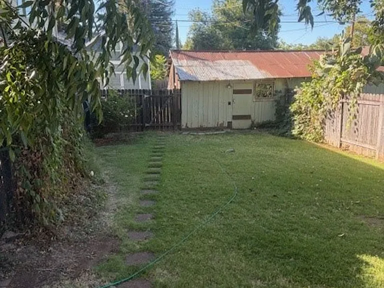 803 Natoma St — Photo 4