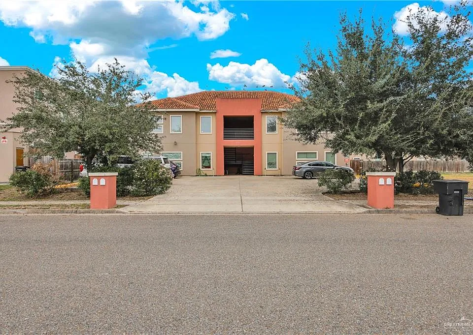 3005 S K Center St #4