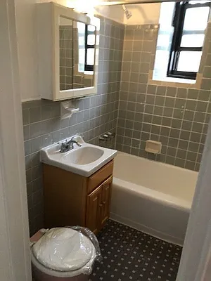 Sold by Diamond Real, Inc. | media 16