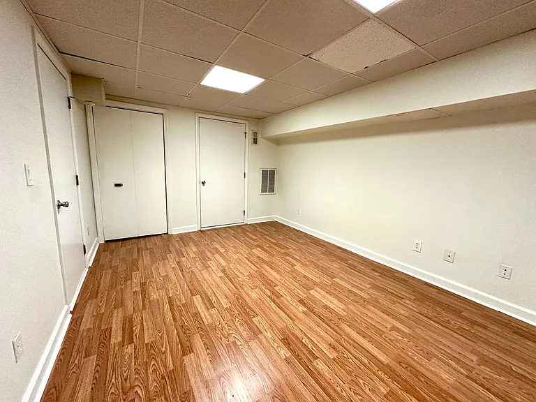 533 Inwood Dr — Photo 15