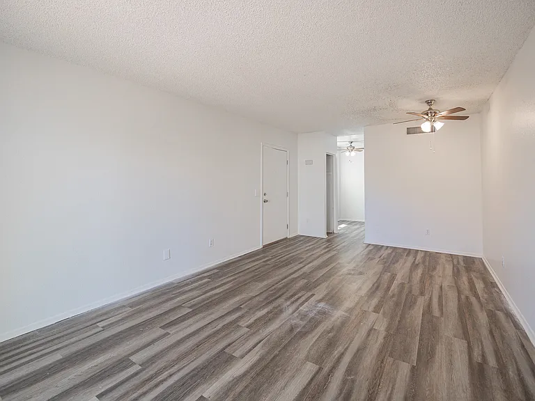 2826 E Monte Cristo Ave, Phoenix Az — Photo 6
