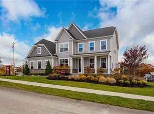 101 Marketplace Ave, Coraopolis, PA 15108