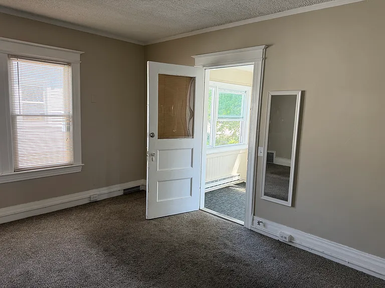395 University Ave #1 — Photo 19