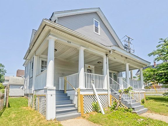 3rd image of 424 Carew St