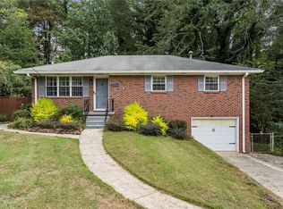 3235 Woodview Dr SE, Smyrna, GA 30082