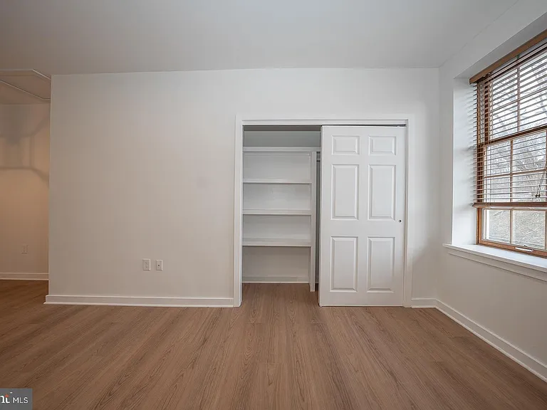 42 N Waterloo Rd #38 — Photo 13