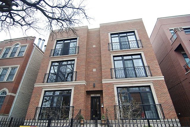 1st image of 2940 N Damen Ave APT 1S
