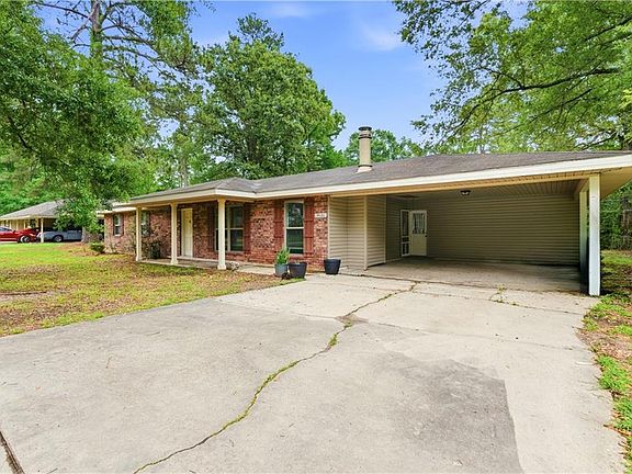 3rd image of 39680 Oakwood Est
