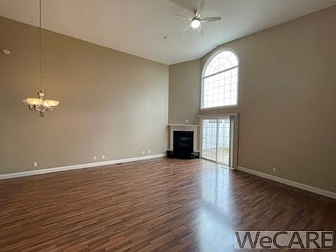 4th image of 2472 Alexandria Dr