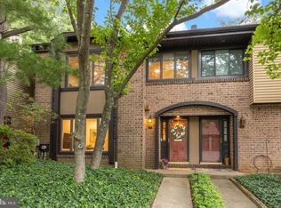 13 Colchester Pl, Newtown, PA 18940