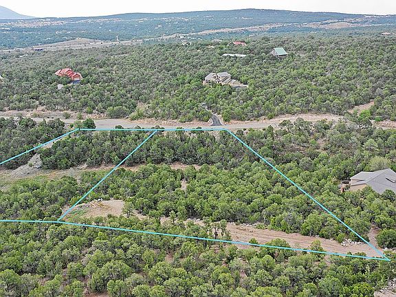 5th image of 13 Tablazon Valley Dr