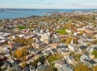 8 Barney St UNIT 2, Newport, RI 02840