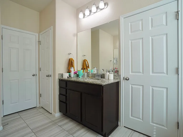 445 Arrowhead Vine St — Photo 17