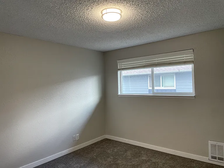 1608 Washington St #3 — Photo 12