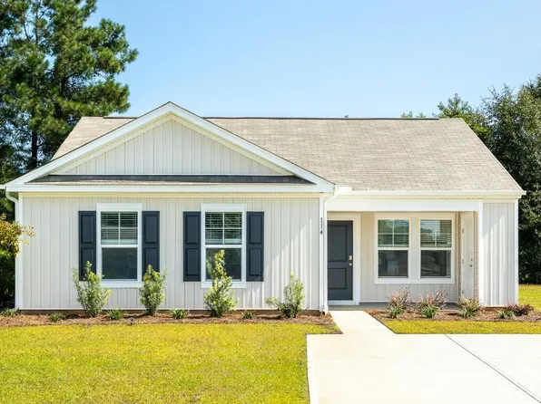 114 Bowzard Ct, Holly Hill, SC 29059