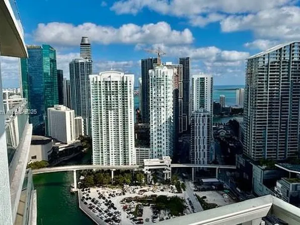 92 SW 3rd St APT 4102, Miami, FL 33130