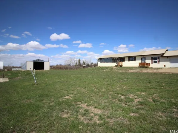 223 2nd STREET W, Climax, SK S0N 0N0